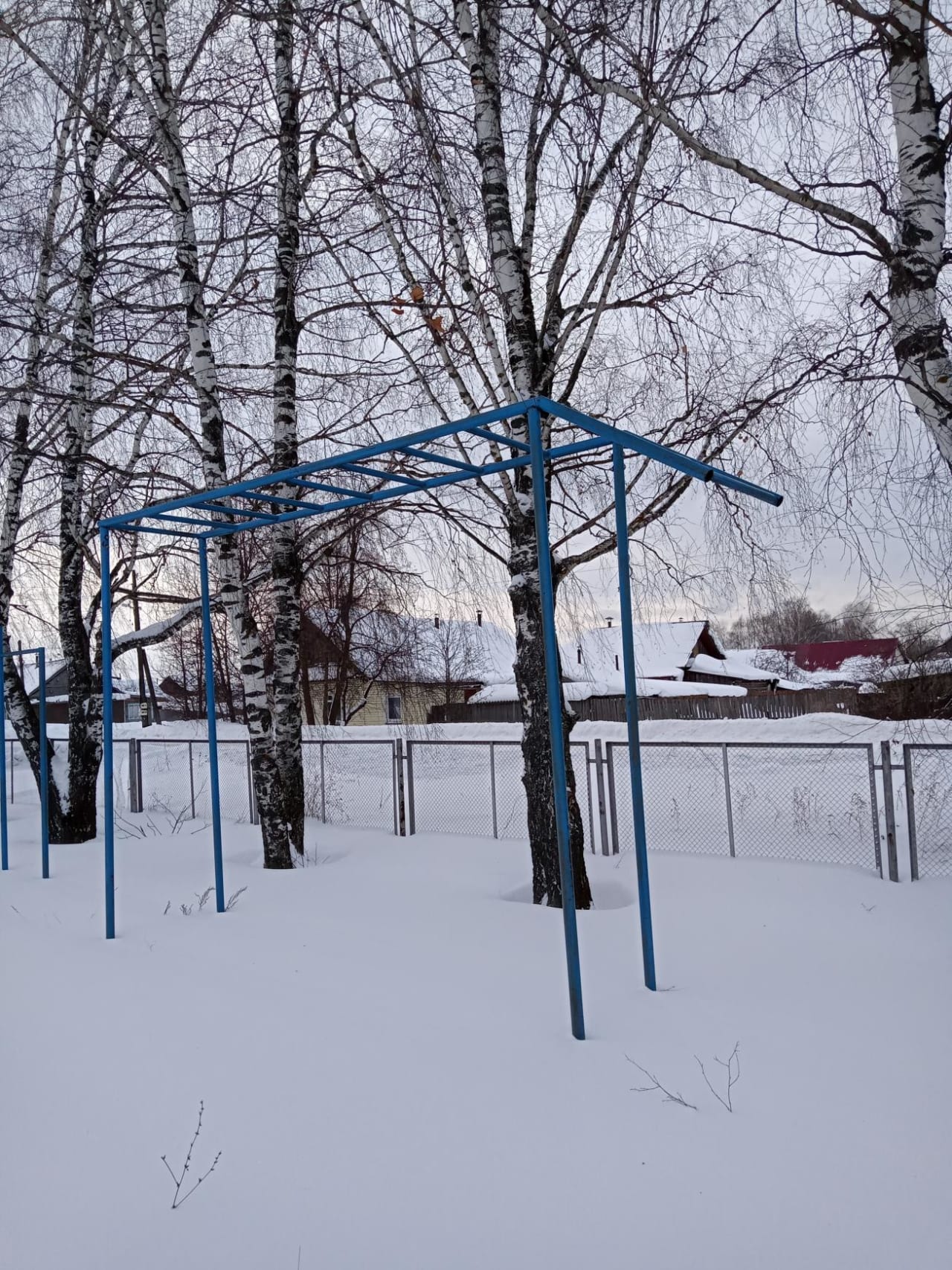 Barren bei Outdoor Gym #wp2840 in Советское городское поселение – Foto 2 von 5