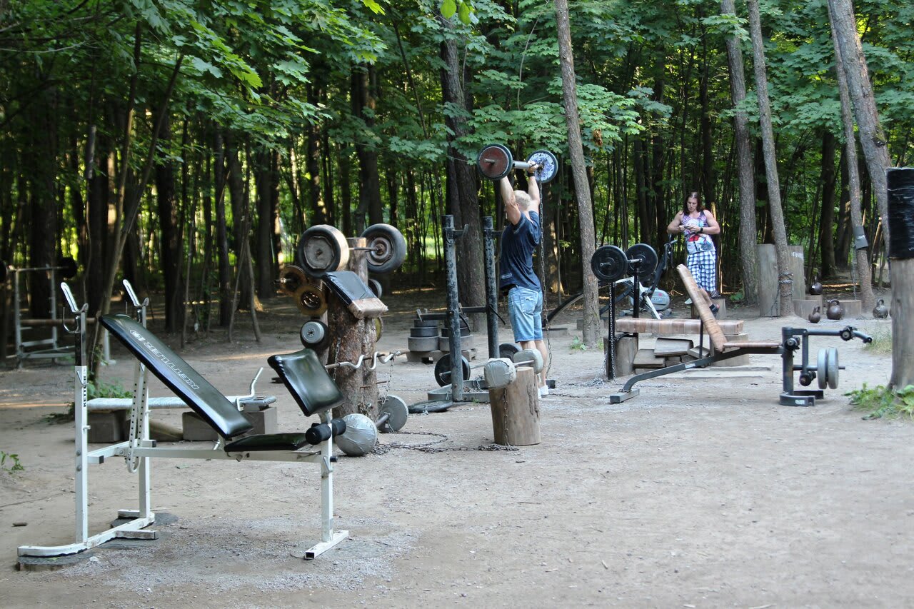 Рукохід на майданчику Calisthenics Park at Волоколамское шоссе, Москва #wp2837 – фото 3 з 6