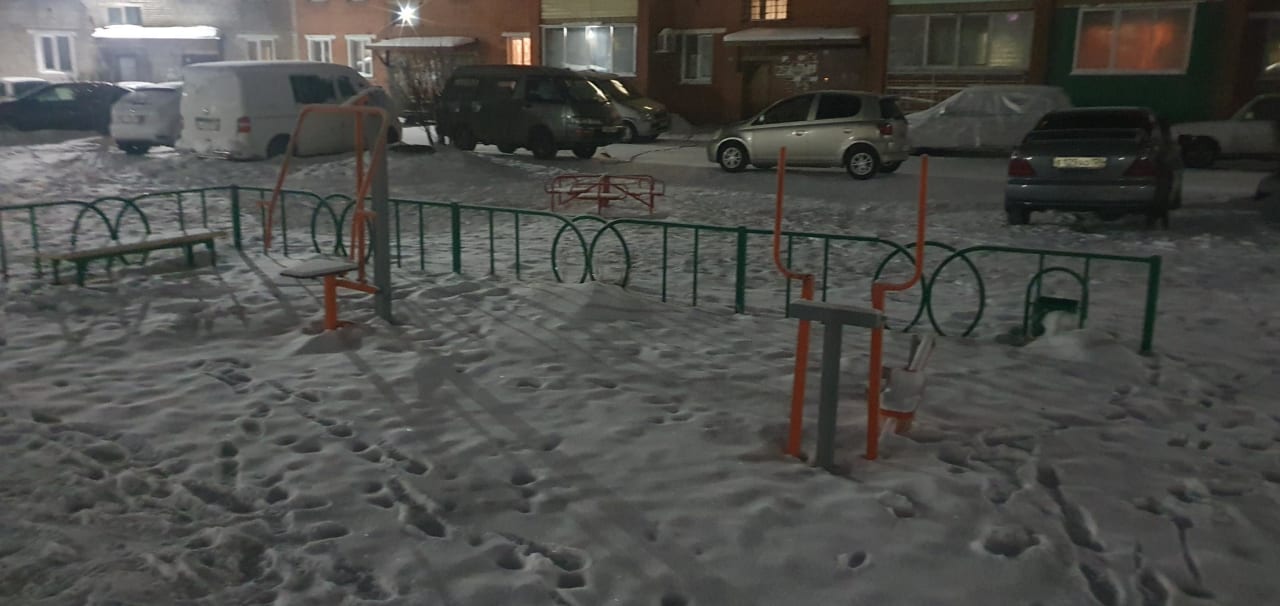Liegestützgriffe bei Outdoor Gym in микрорайон Мясникова, Тайшет – Foto 6 von 6