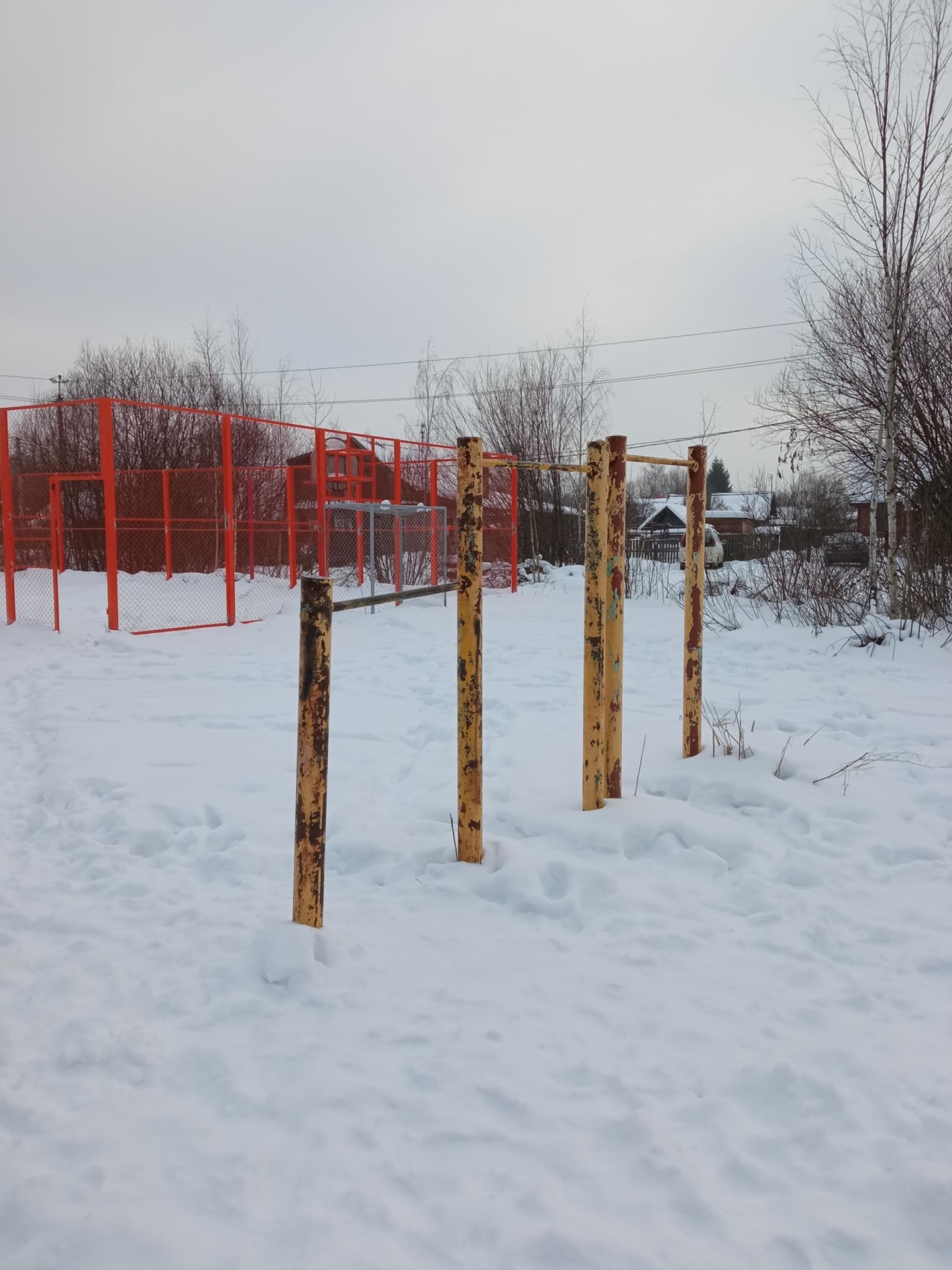 Klimmzugstange bei Calisthenics Park at Стахановская улица, городской округ Тверь – Foto 1 von 7