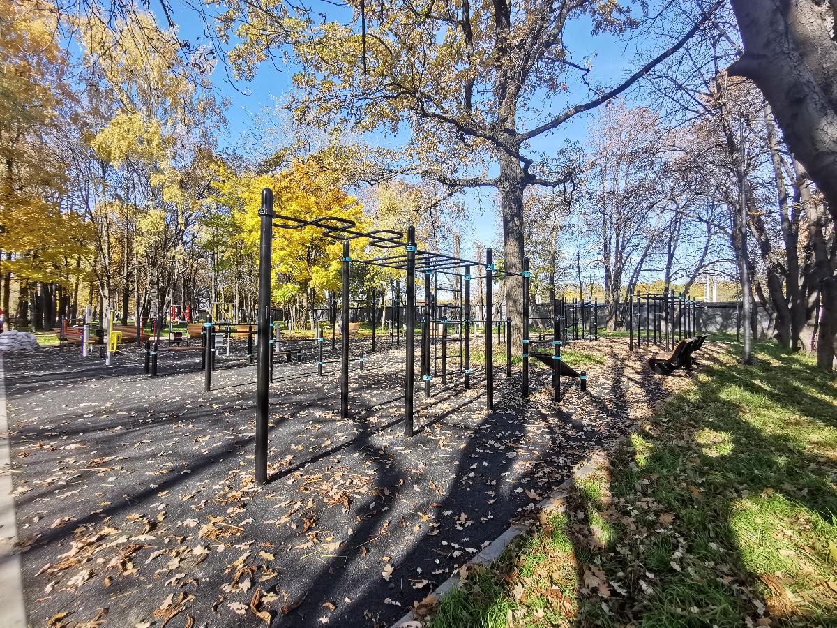 Pull Up Bar at Calisthenics Park at Северо-Восточная хорда, Москва – photo 1 of 1