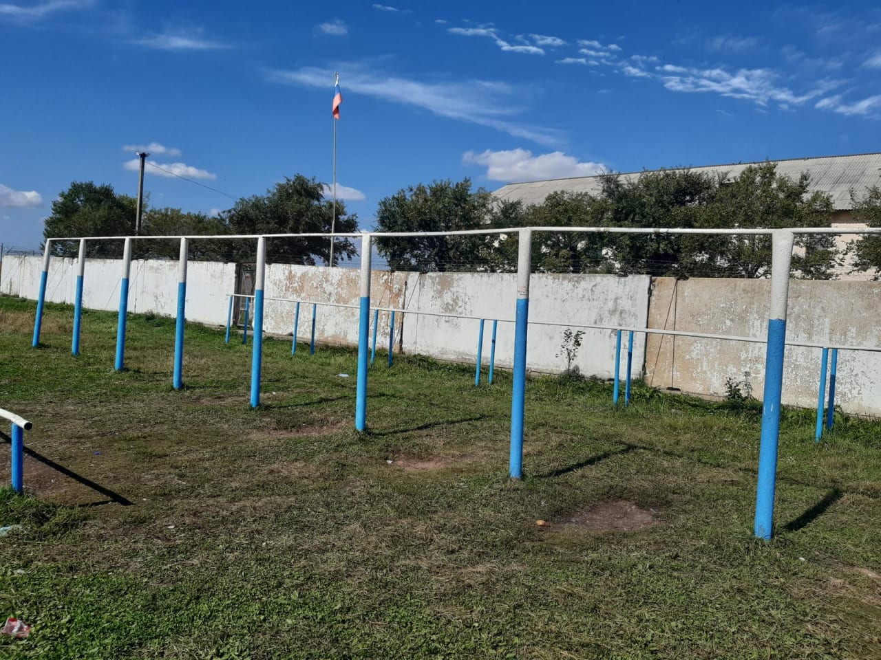 Упоры для отжиманий на площадке Calisthenics Park at улица Жуковского, Воздвиженка – фото 6 из 7