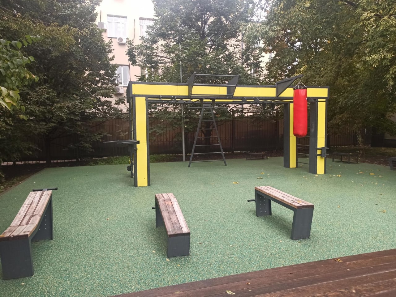 Pull Up Bar at Calisthenics Park at Басманный тупик, Москва – photo 1 of 4