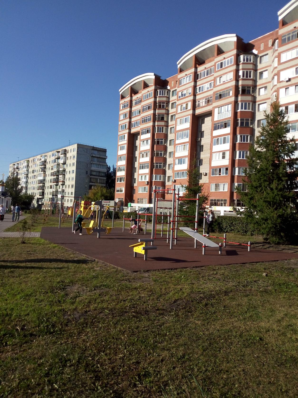 Liegestützgriffe bei Outdoor Gym in Каштак, Томск – Foto 2 von 2