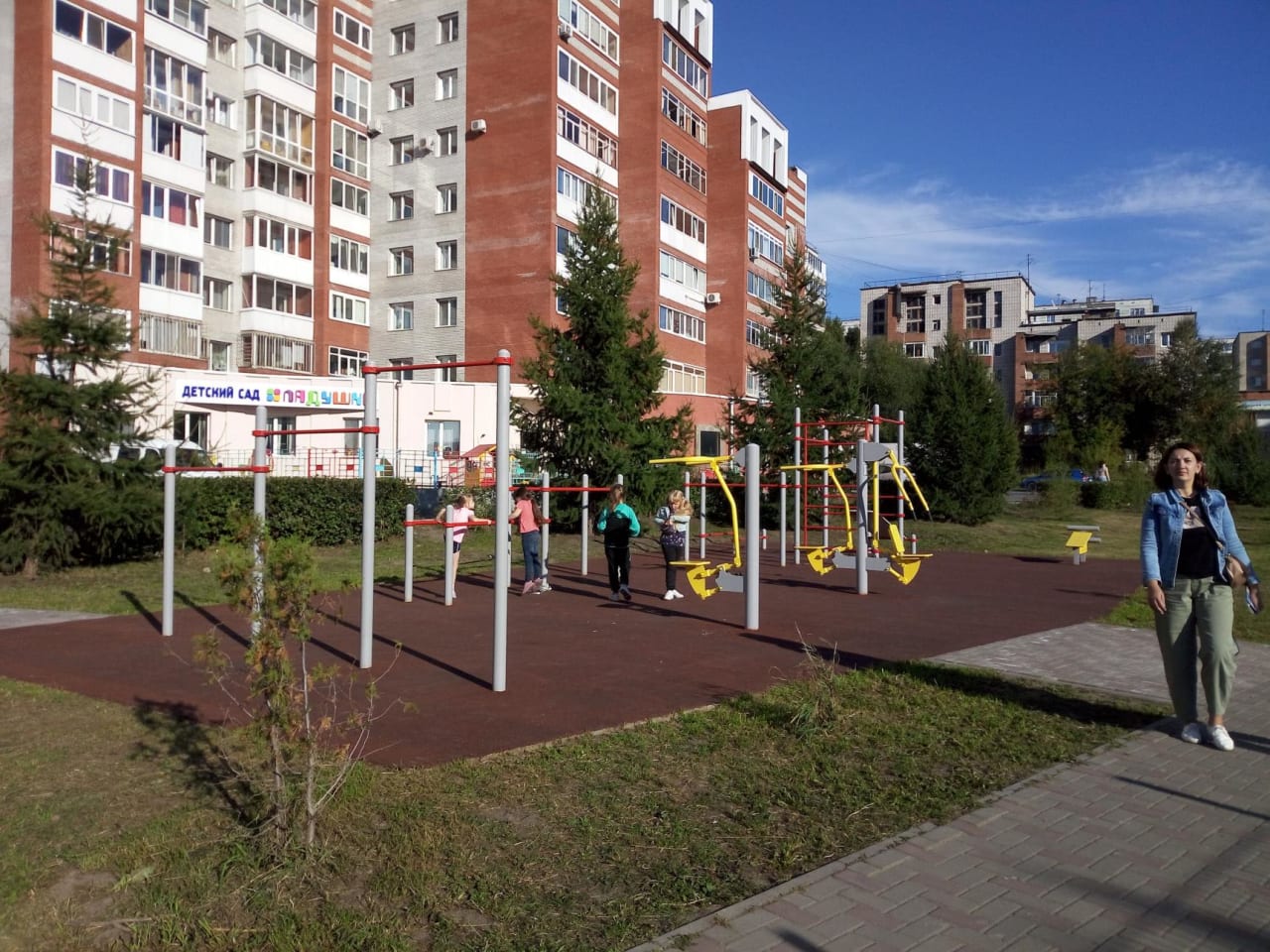 Klimmzugstange bei Outdoor Gym in Каштак, Томск – Foto 1 von 2