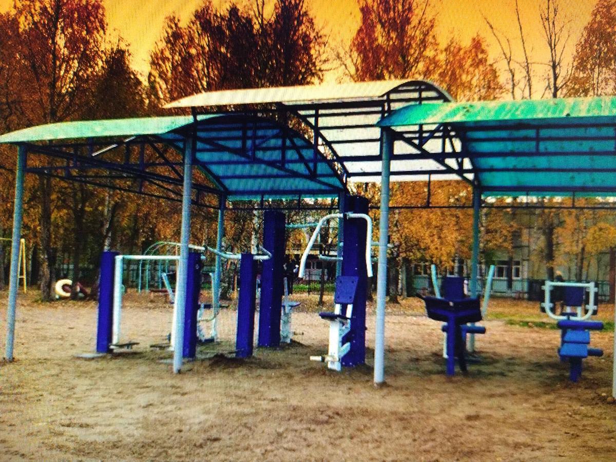 Klimmzugstange bei Calisthenics Park at Тентюковская улица, Сыктывкар – Foto 1 von 1