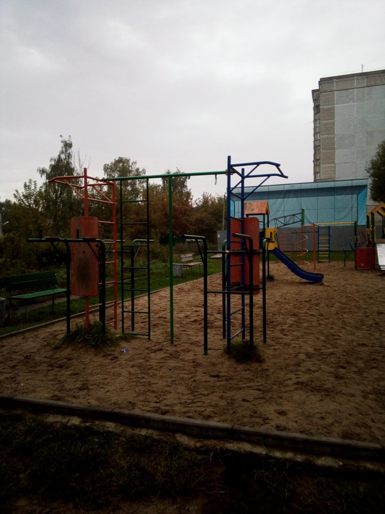 Barren bei Calisthenics Park at Республиканская улица, городской округ Тверь – Foto 2 von 3
