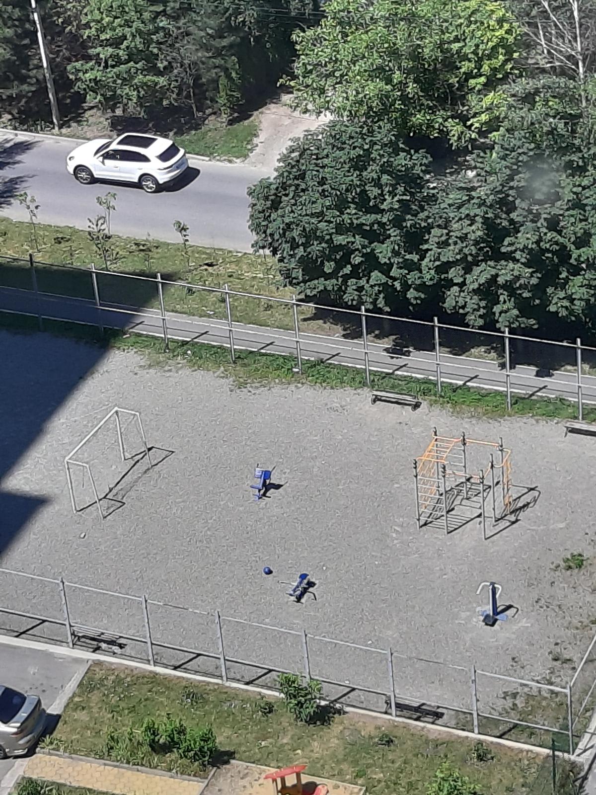 Barren bei Calisthenics Park at Пражский переулок, Ставрополь – Foto 2 von 2