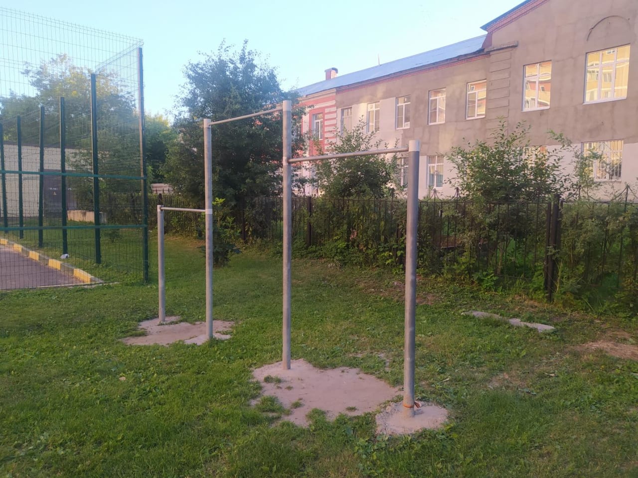 Klimmzugstange bei Calisthenics Park at улица Тургенева, Ступино – Foto 1 von 2