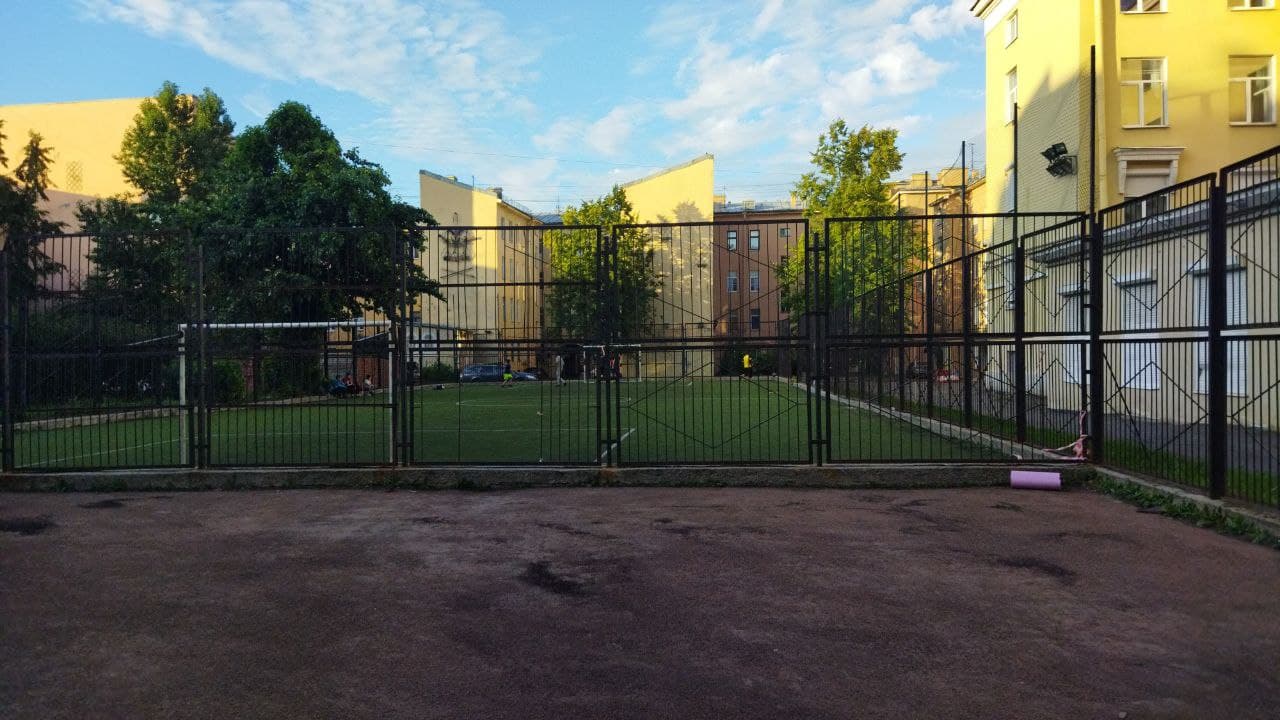 Parallel Gym Bars at Calisthenics Park at Малодетскосельский проспект, Санкт-Петербург – photo 2 of 3