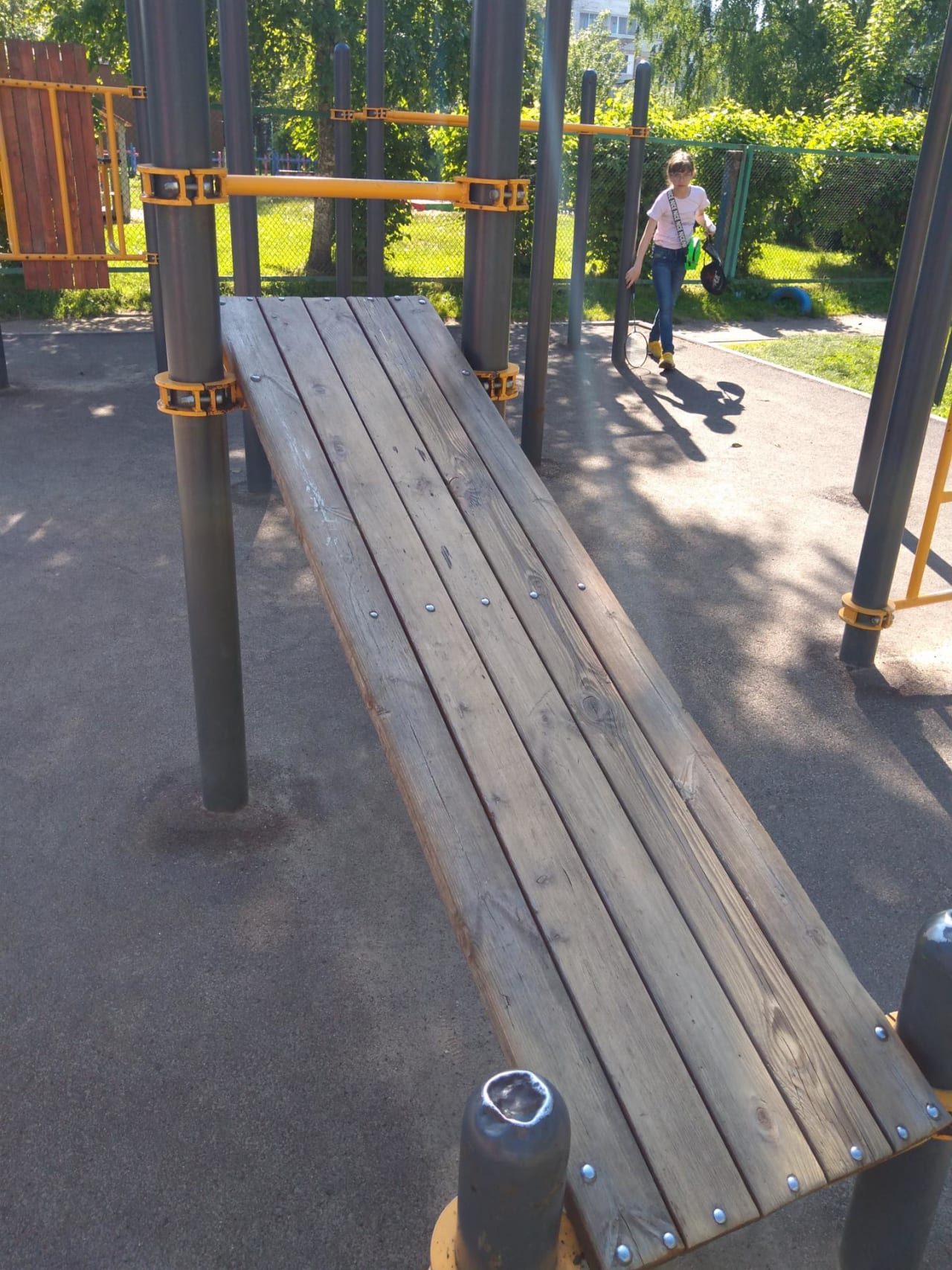 Klimmzugstange bei Calisthenics Park at улица Бабича, Ярославль – Foto 6 von 6
