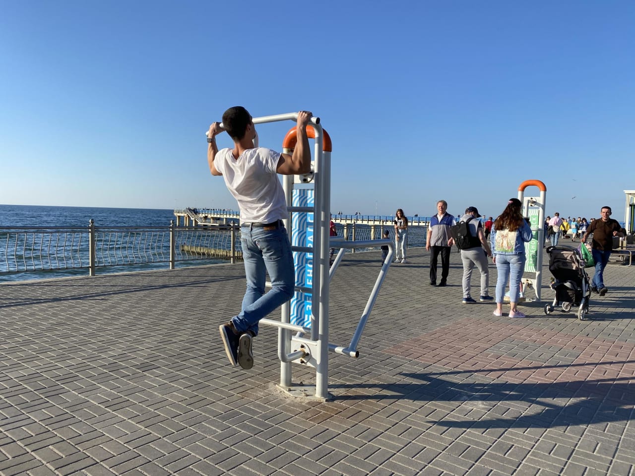 Klimmzugstange bei Calisthenics Park at Променад, Зеленоградск – Foto 4 von 5