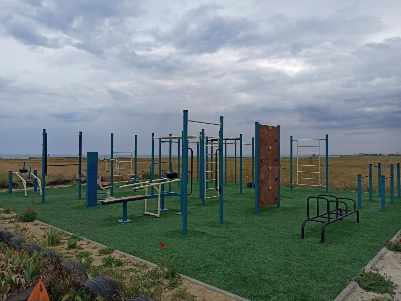 Calisthenics-Park #wp3153 - photo 1