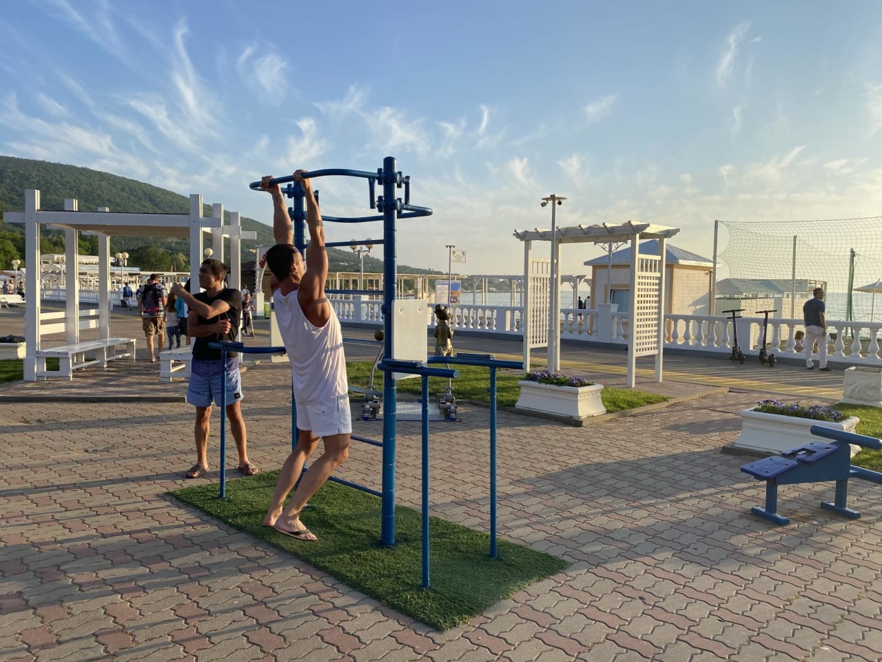 Sprossenwand bei Calisthenics Park at улица Мира, Кабардинка #wp3154 – Foto 3 von 3