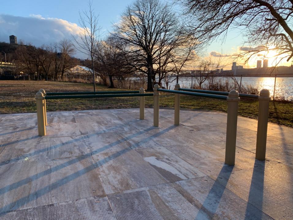 Calisthenics-Park #wp3255 - photo 2