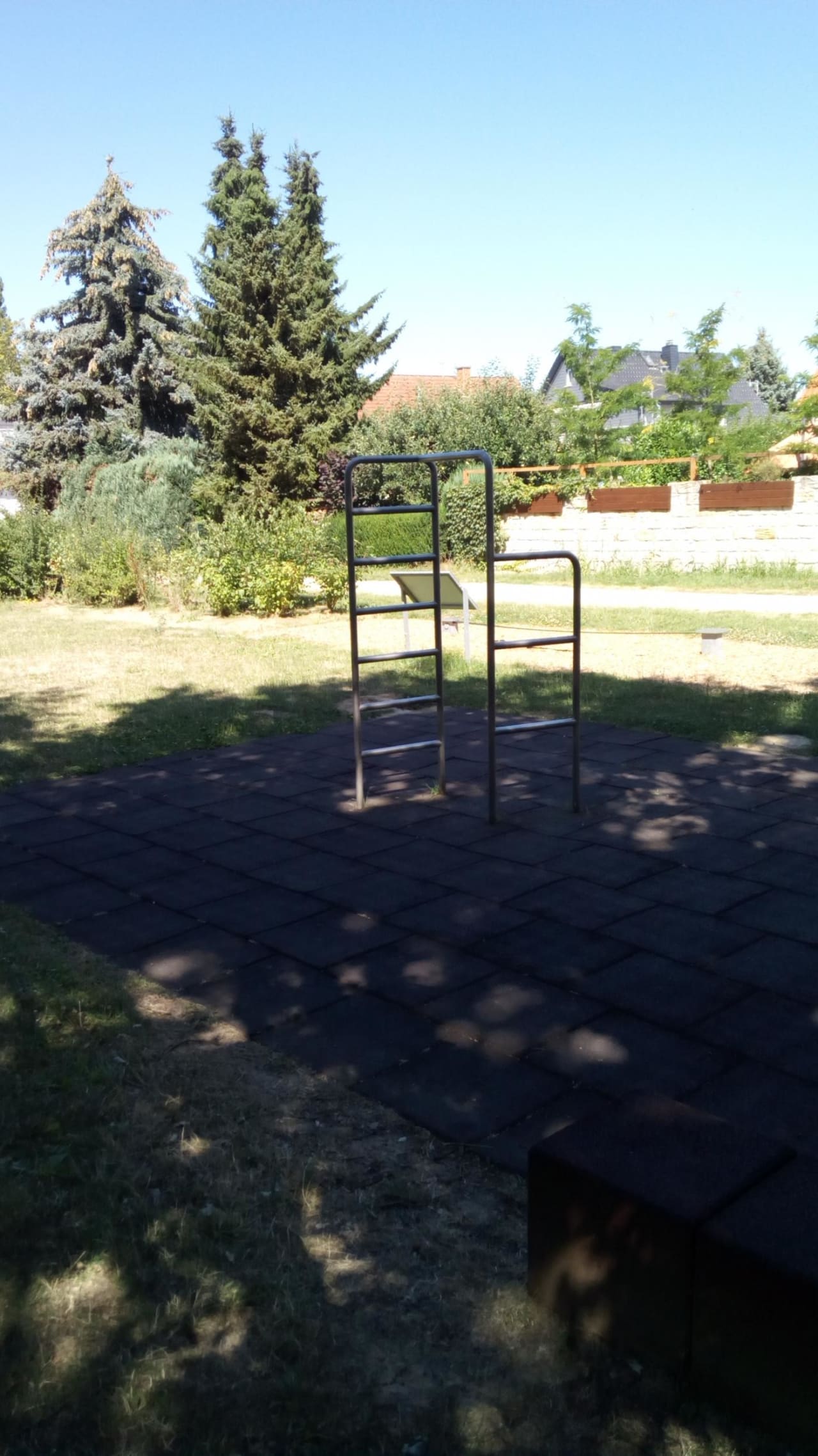 Calisthenics-Park #wp3387 - photo 1