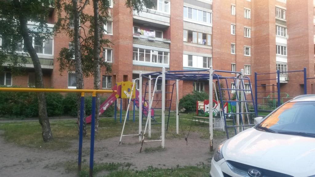 Barren bei Calisthenics Park at Кронштадтское шоссе, Кронштадт – Foto 2 von 3