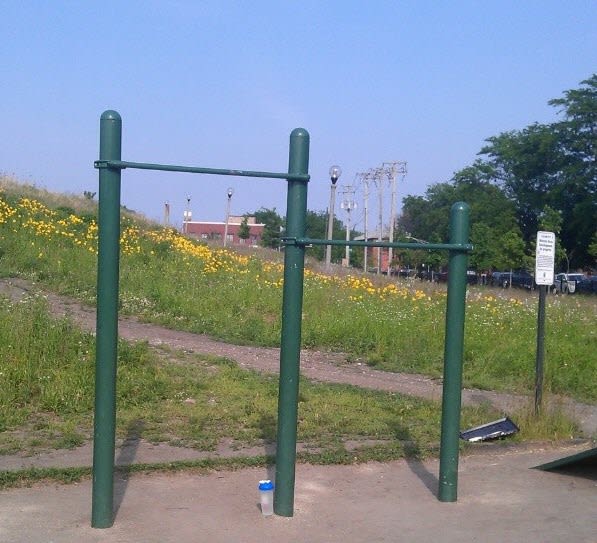 Calisthenics-Park #wp3615 - photo 1
