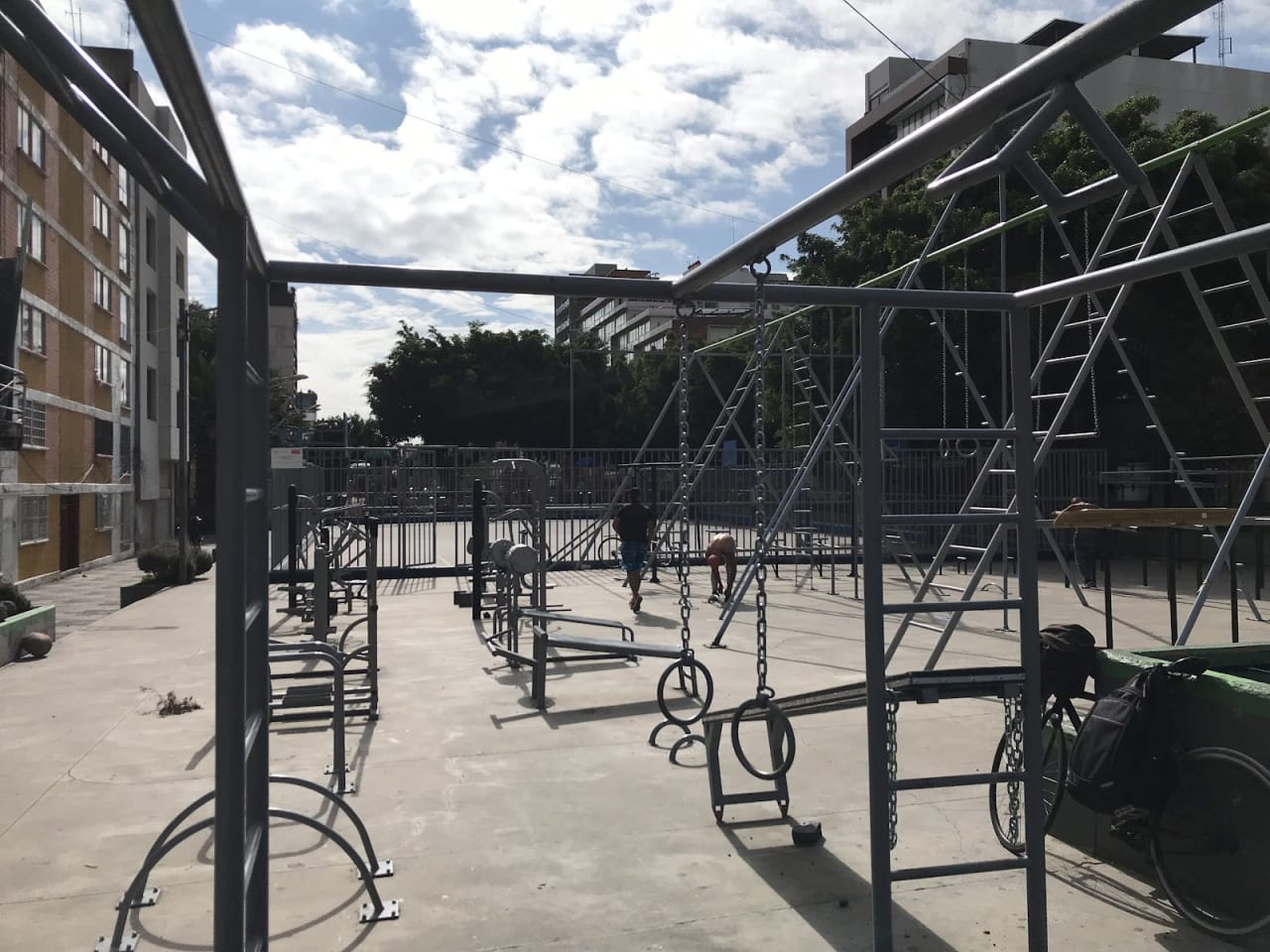 Barras Insurgentes “Spartans Streetworkout” — Gym - photo 2