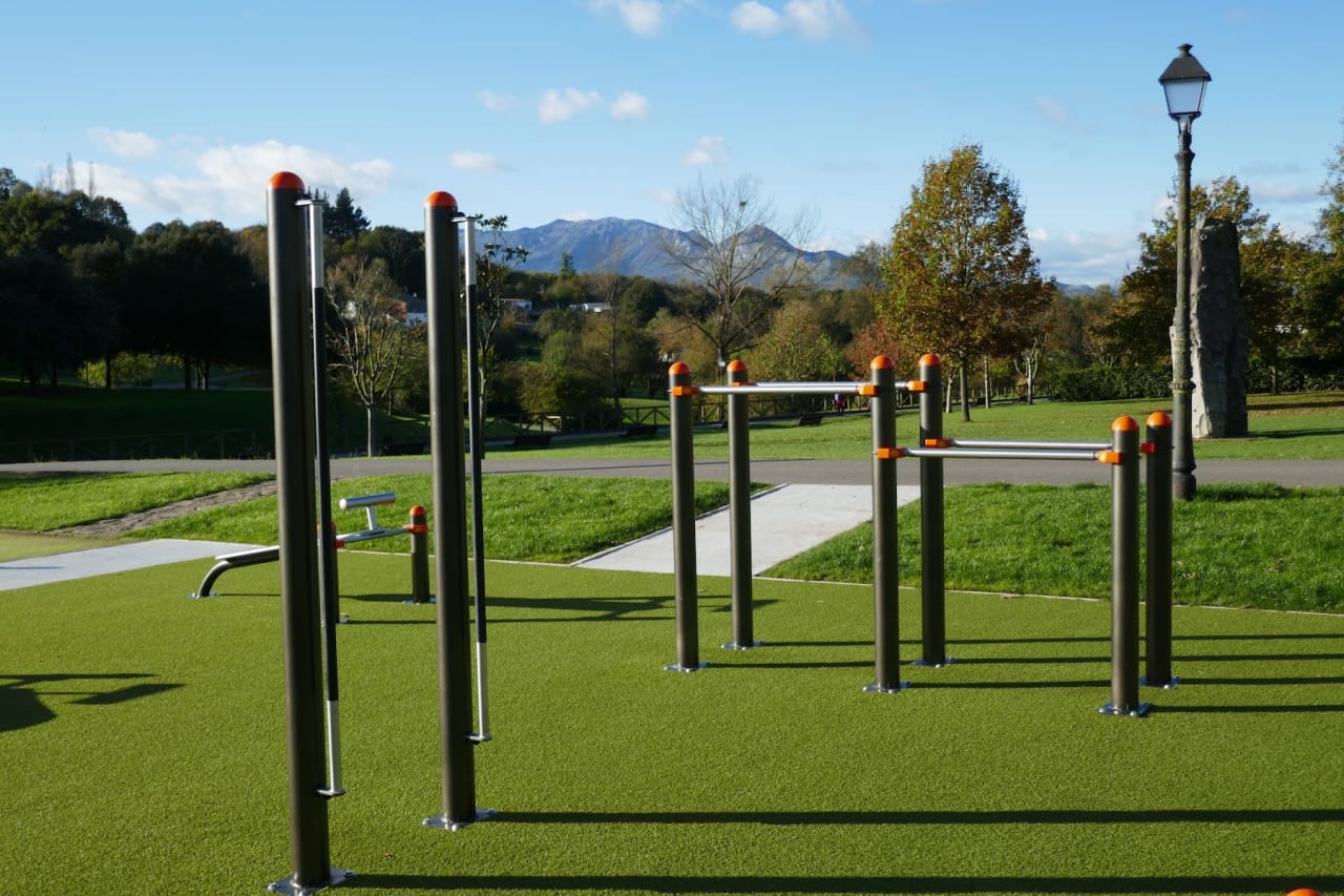 Calisthenics Park — Sports Activity Location - photo 1
