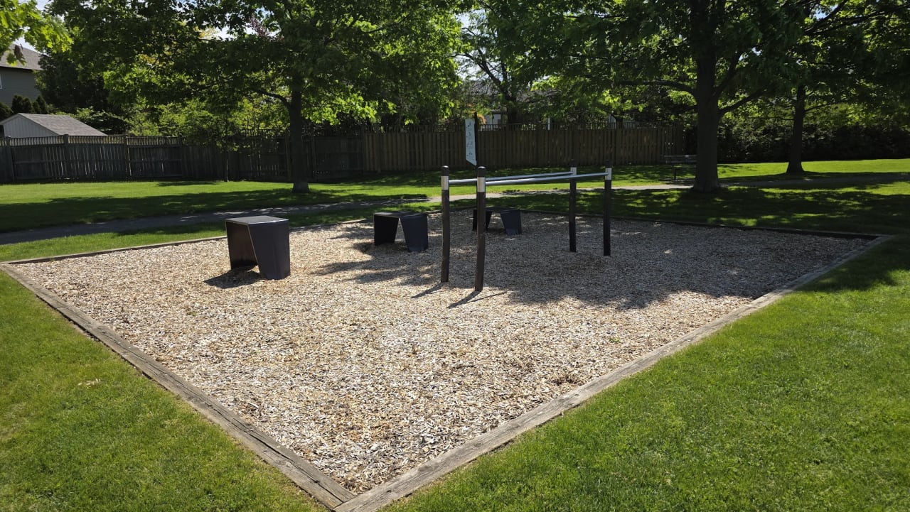 Calisthenics Park / Outdoor Fitness Gym — Gym - photo 2