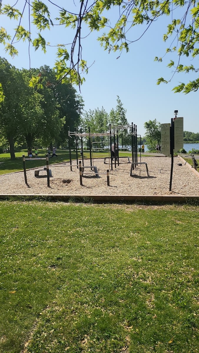Calisthenics parc — Gym - photo 1