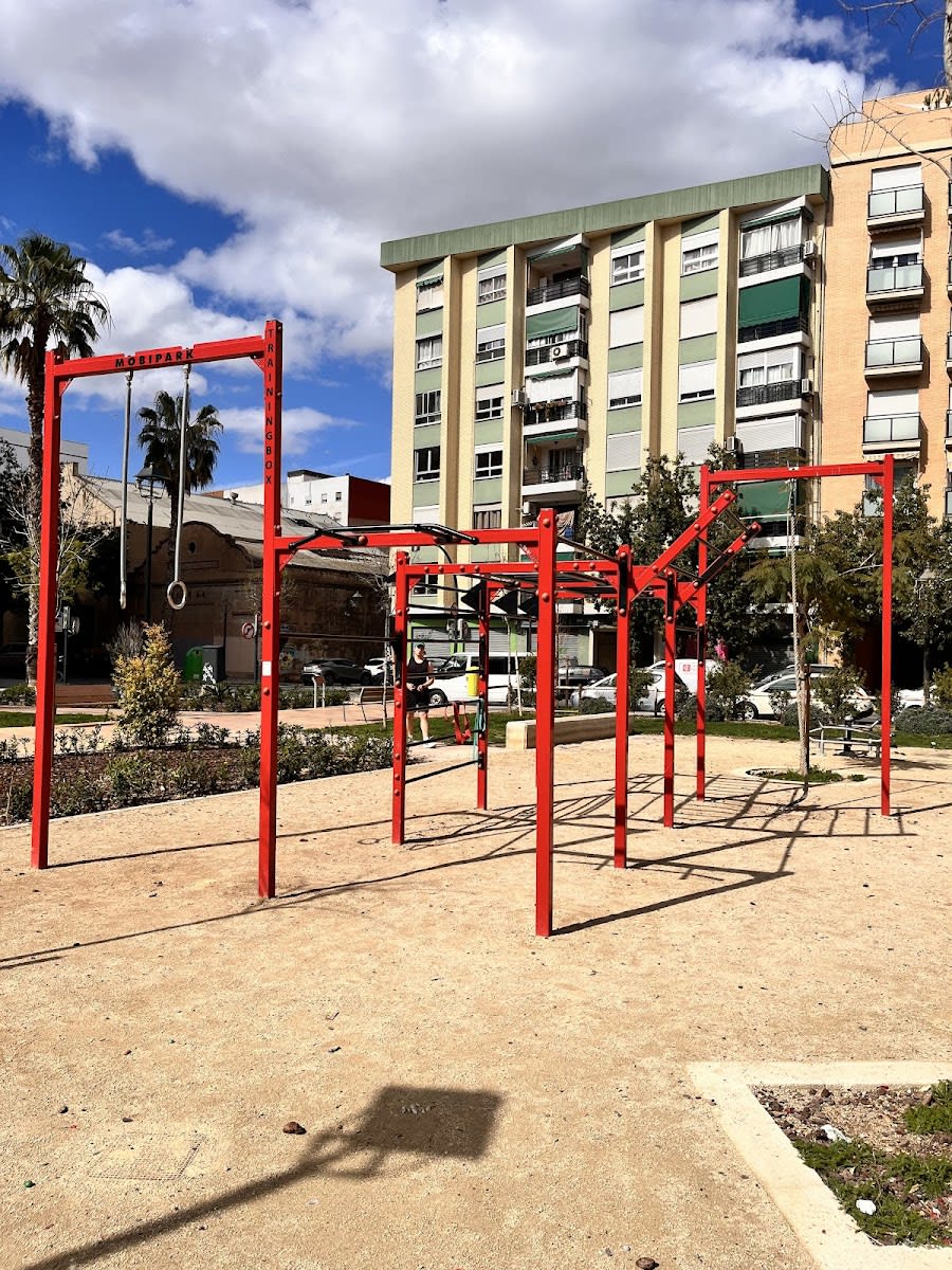 Klimmzugstange bei Calisthenics Park at Carrer de les Illes Canàries, València – Foto 1 von 1