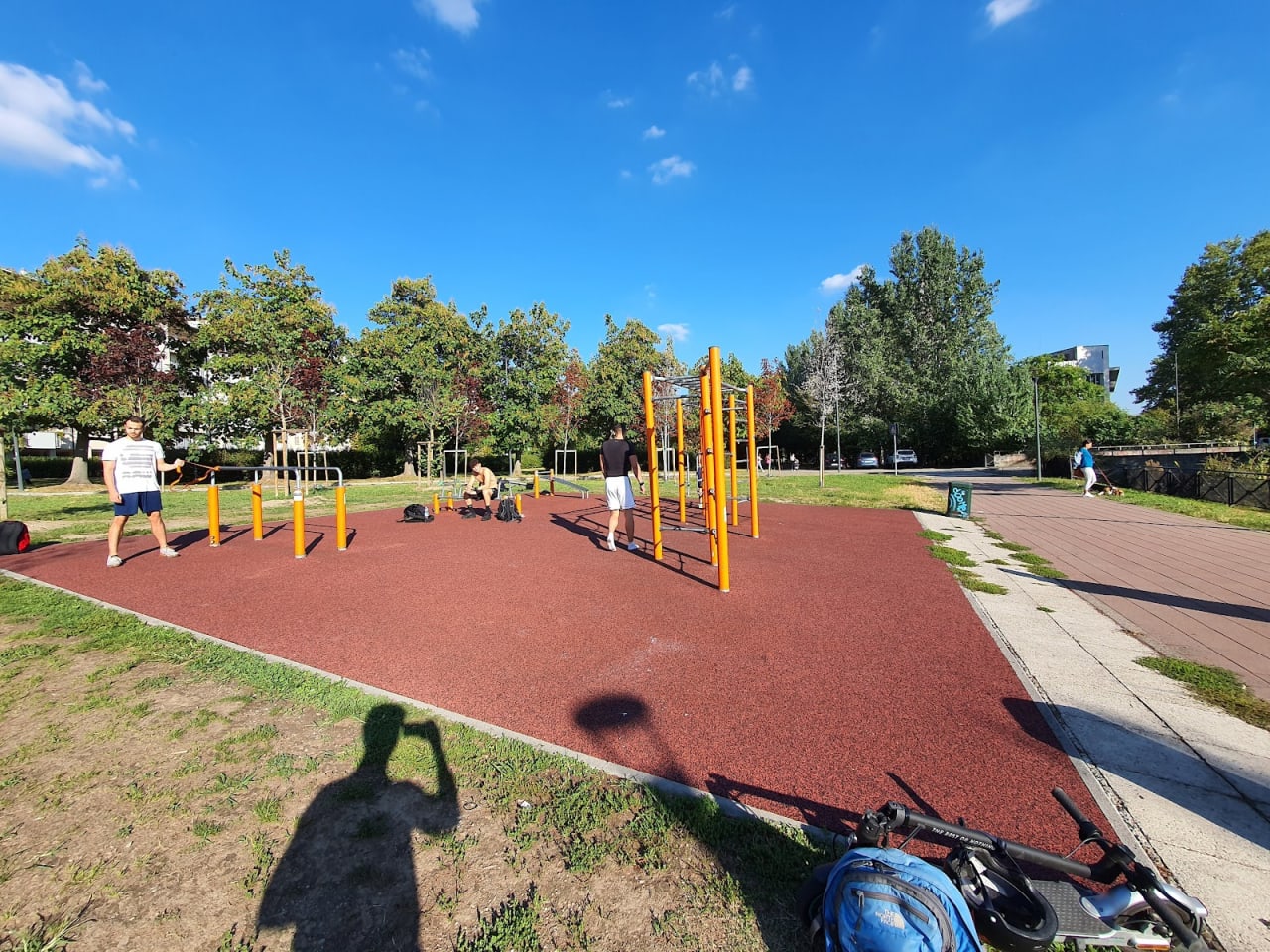 Klimmzugstange bei Calisthenics Park at Via Erasmo Da Rotterdam, Milano – Foto 1 von 2