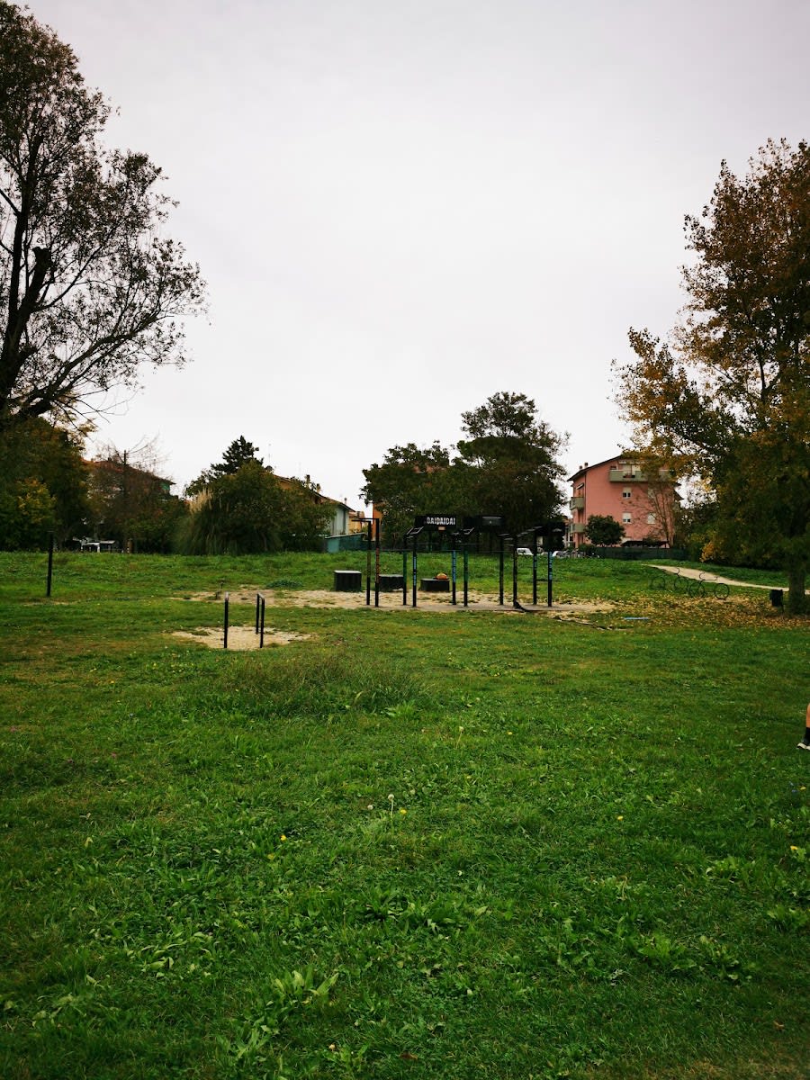 Pull Up Bar at Calisthenics Park at Via Valbella, Rimini – photo 1 of 1