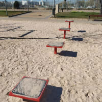 Calisthenics Park at Carrer de l'Enginyer Fausto Elío, València - thumbnail 3