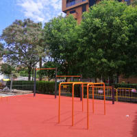 Calisthenics Park at Carrer de Salabert, València - thumbnail 2