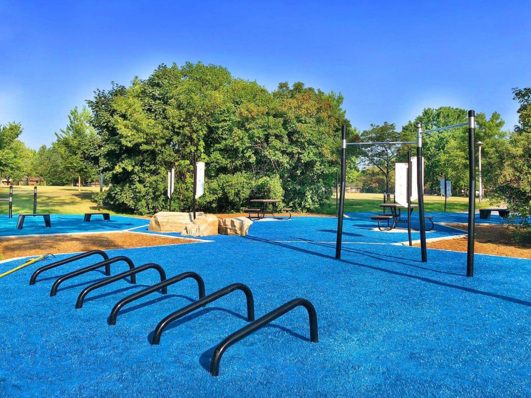 Klimmzugstange bei Calisthenics Park at 33e Avenue, Montréal – Foto 1 von 1