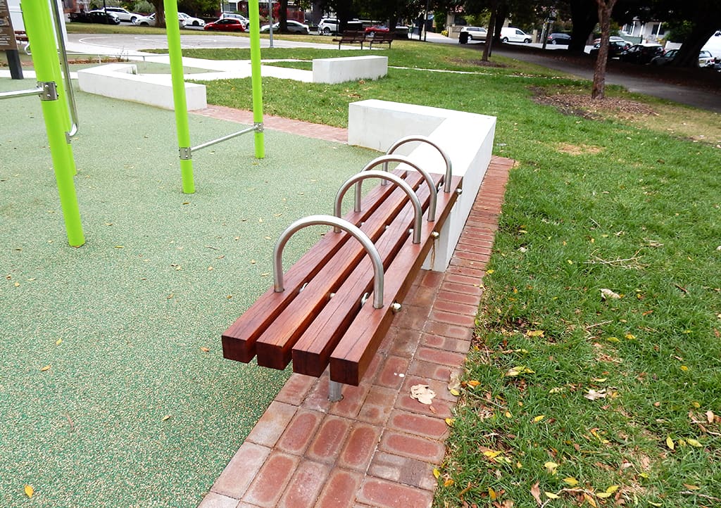 Monkey Bars la Calisthenics Park at Primrose Avenue, Sydney – fotografia 8 din 8