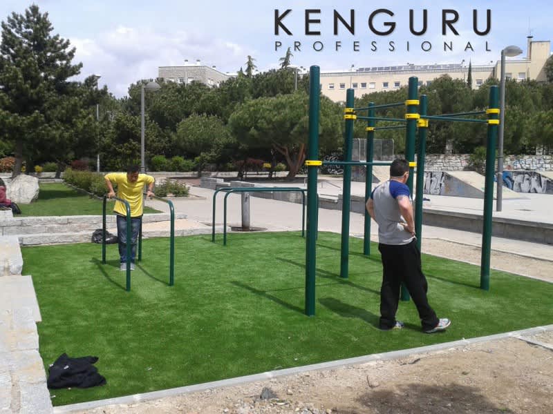 Barre de traction à Calisthenics Park at Carretera de Miraflores, Colmenar Viejo – photo 1 sur 1