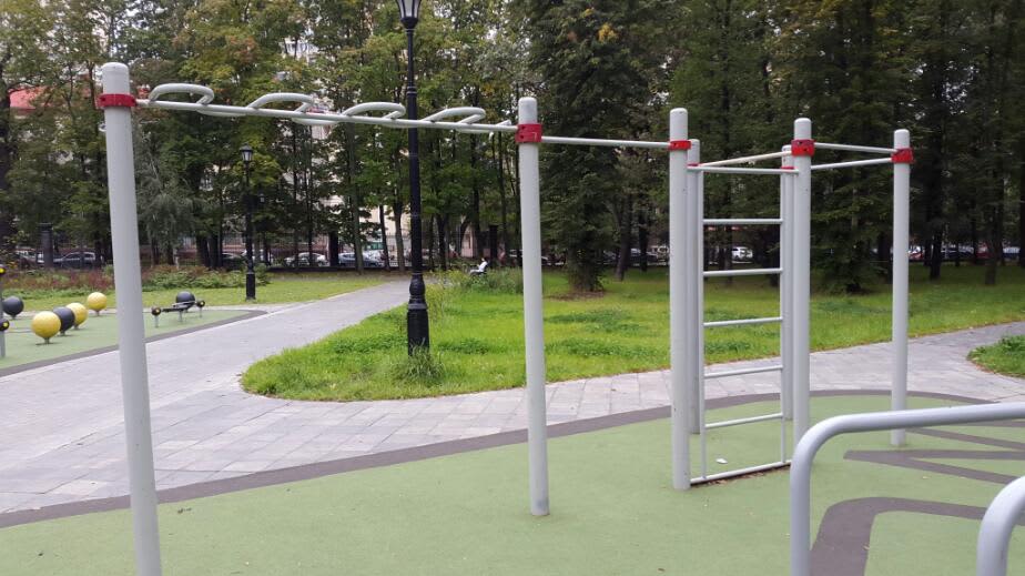 Parallel Gym Bars at Calisthenics Park at Ботаническая улица, Москва #wp1341 – photo 2 of 7