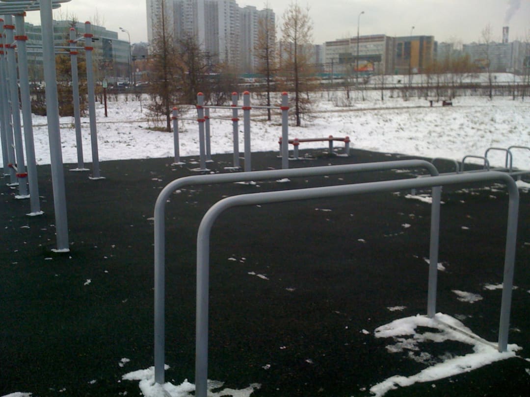 Parallel Gym Bars at Calisthenics Park at проспект Маршала Жукова, Москва – photo 2 of 6