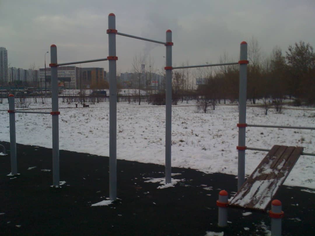 Pull Up Bar at Calisthenics Park at проспект Маршала Жукова, Москва – photo 1 of 6