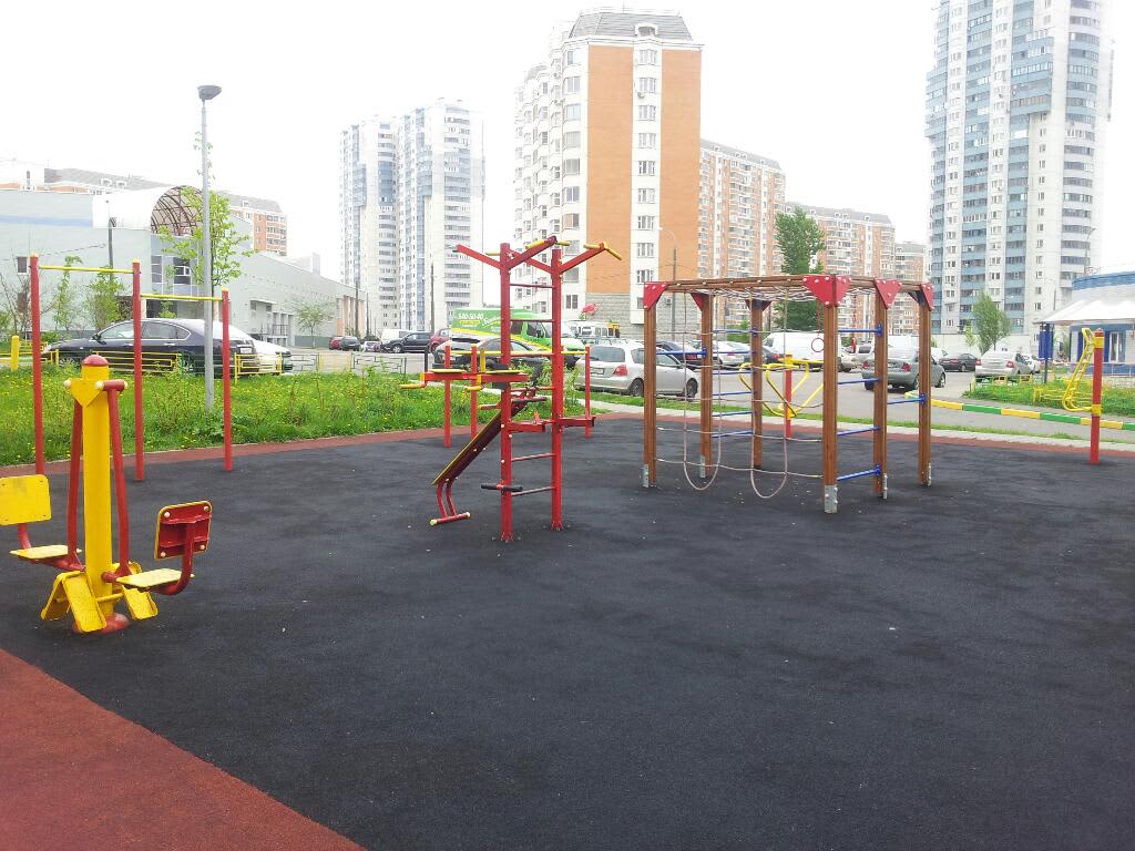 Wall Bars at Calisthenics Park at Лухмановская улица, Москва – photo 4 of 4