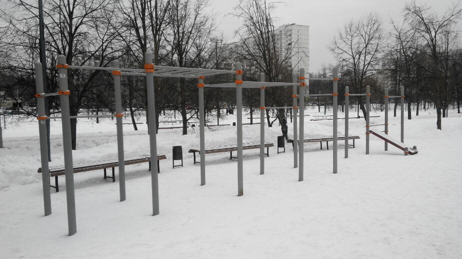 Monkey Bars at Calisthenics Park at Рузская улица, Москва – photo 3 of 8