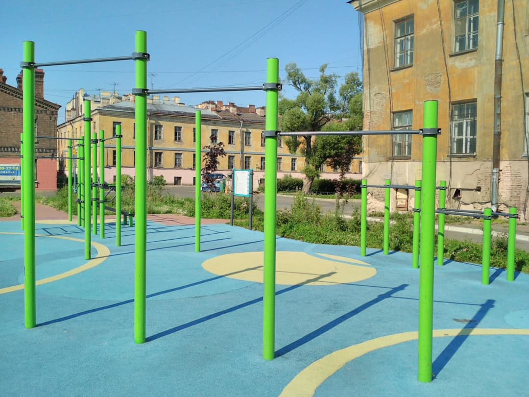 Pull Up Bar at Calisthenics Park at Бородинская улица, Санкт-Петербург – photo 1 of 2