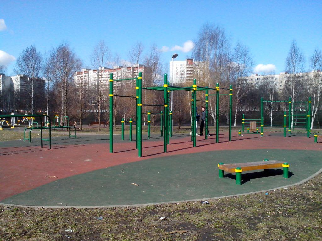 Pull Up Bar at Calisthenics Park at Сухонская улица, Москва #wp1481 – photo 1 of 4