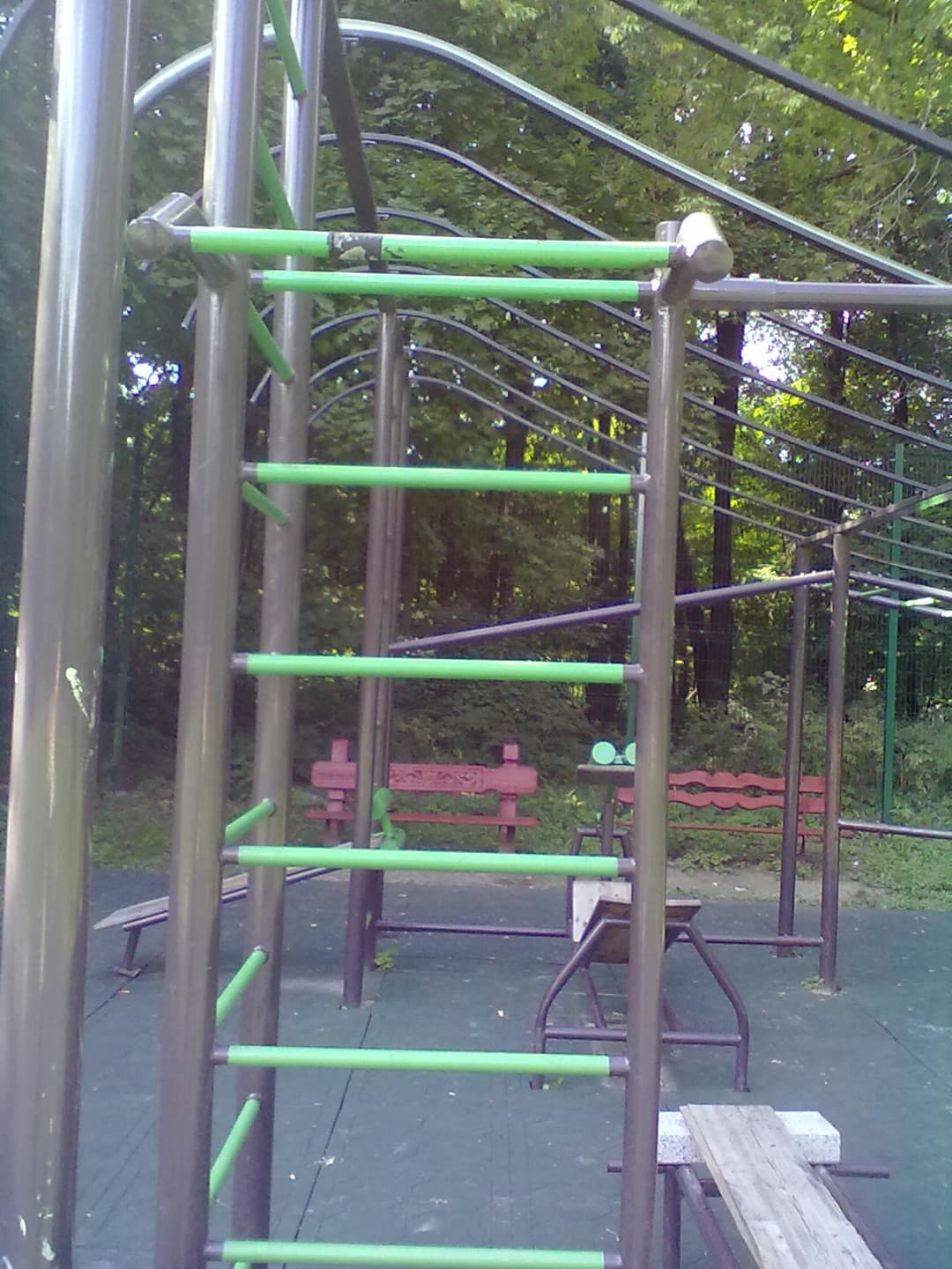 Abs Bench at Calisthenics Park at улица Юности, Москва #wp1497 – photo 4 of 6