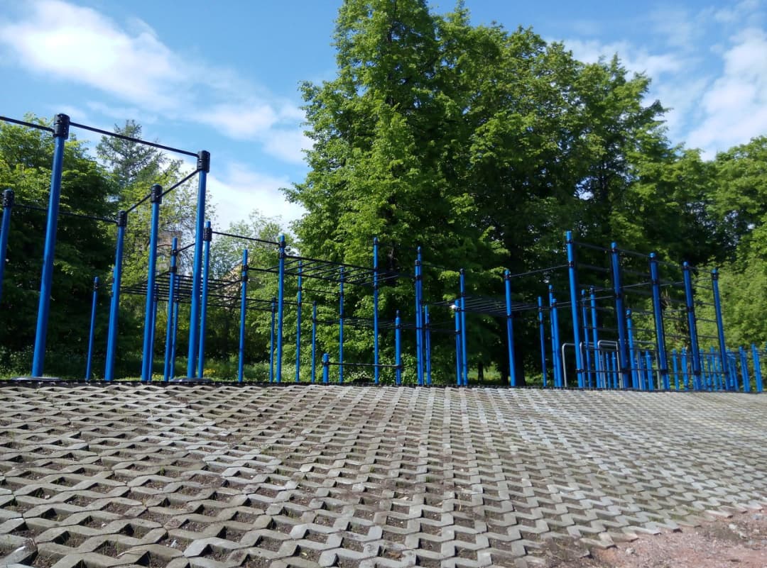 Pull Up Bar at Calisthenics Park at Набережный проспект, Петрозаводск – photo 1 of 6