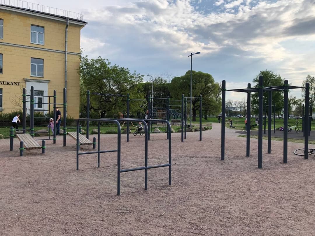 Push Up Bar at Calisthenics Park at Пулковское шоссе, Санкт-Петербург – photo 2 of 7
