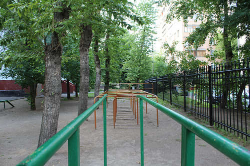 Spalliera presso Calisthenics Park at Первомайская улица, Москва – foto 2 di 3