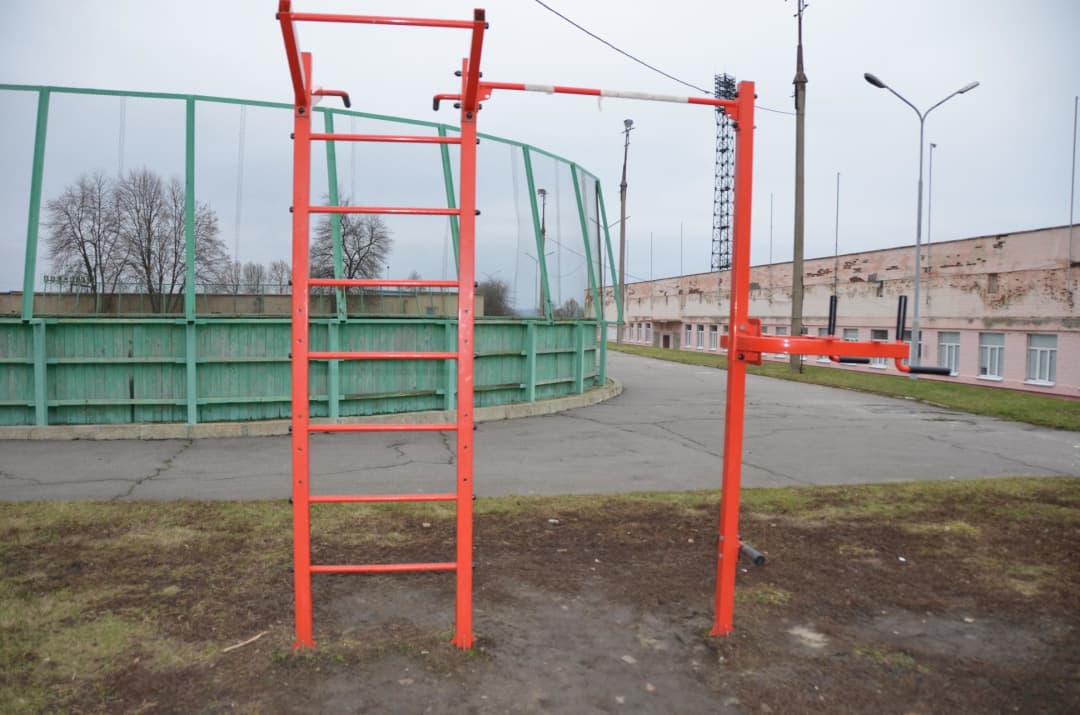 Bară de tracțiuni la Calisthenics Park at Советская улица, городской округ Курчатов – fotografia 1 din 6