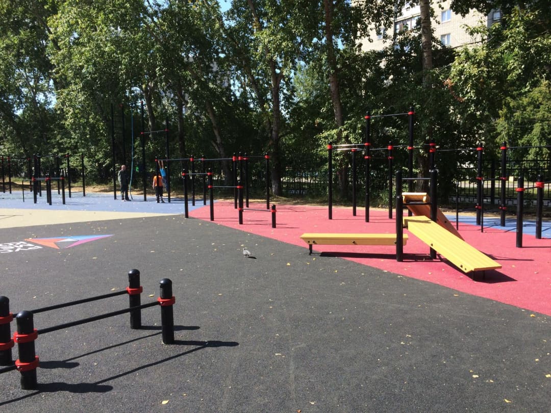 Pull Up Bar at Calisthenics Park at Калининец, Екатеринбург – photo 10 of 14