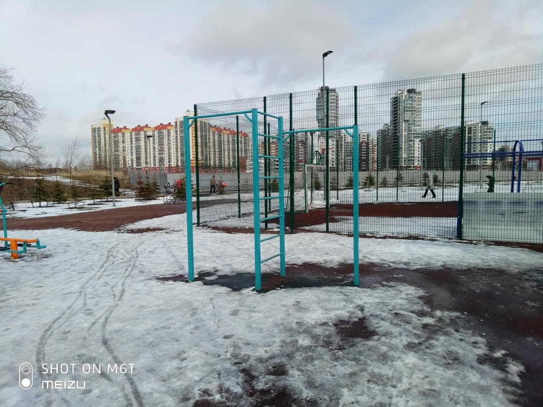 Parallel Gym Bars at Calisthenics Park at Ольховая улица, Санкт-Петербург – photo 2 of 2