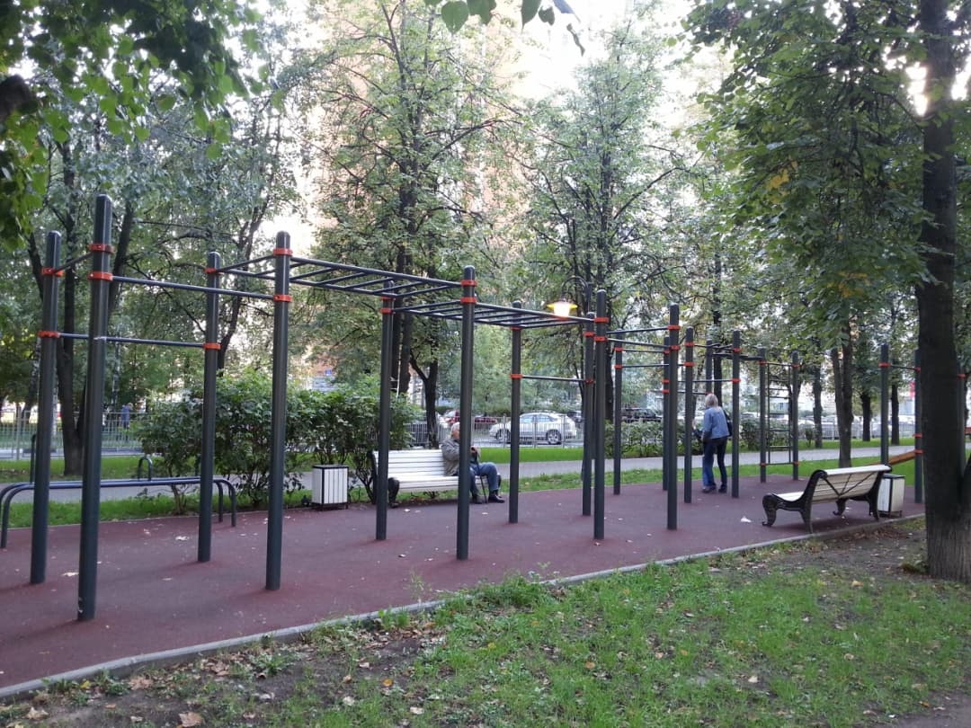 Wall Bars at Calisthenics Park at Чонгарский бульвар, Москва – photo 3 of 3