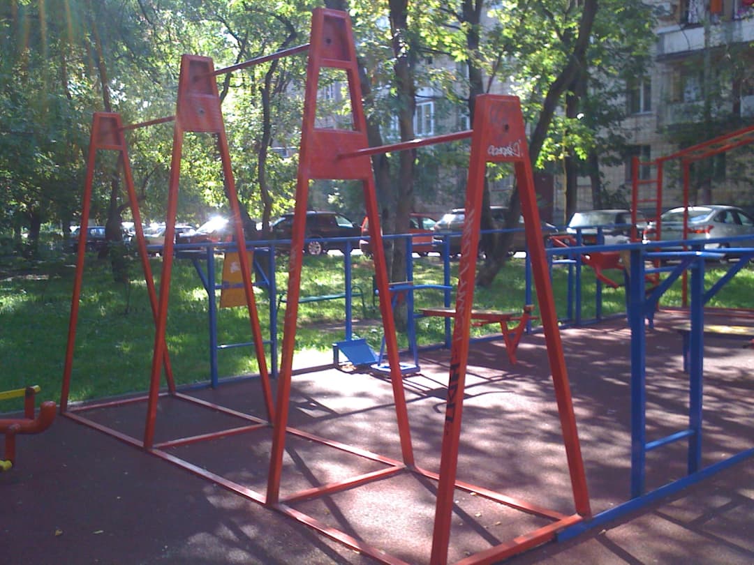 Monkey Bars at Calisthenics Park at Песчаный переулок, Москва #wp1992 – photo 3 of 8